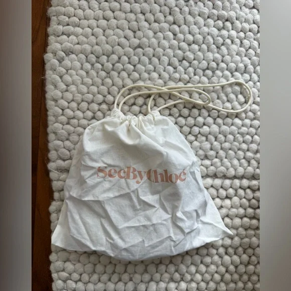 See By Chloé Cream Leather Crossbody Bag with Gold Hardware - Picture 7 of 7